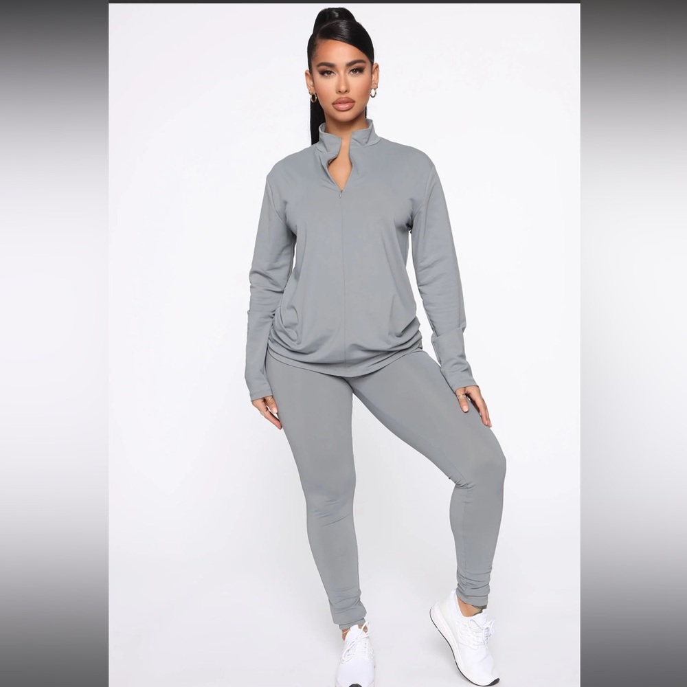 The West Lounge Set - Grey